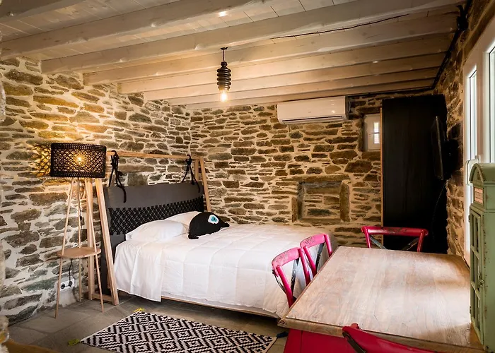 Villa Imarkellis Tinos Boutique *