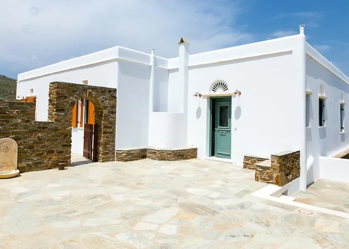 Imarkellis Tinos Boutique * Panormos (Tinos)