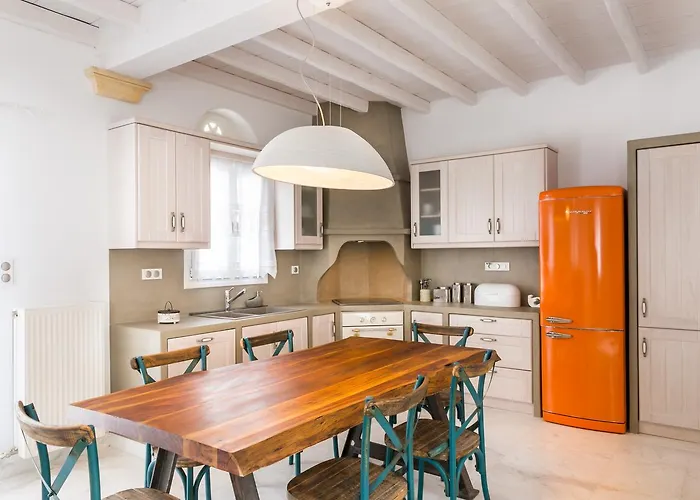 Villa Imarkellis Tinos Boutique *