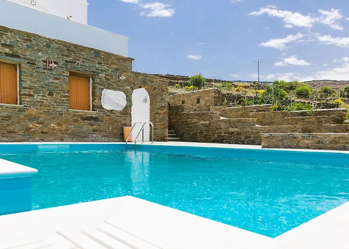 Villa Imarkellis Tinos Boutique *
