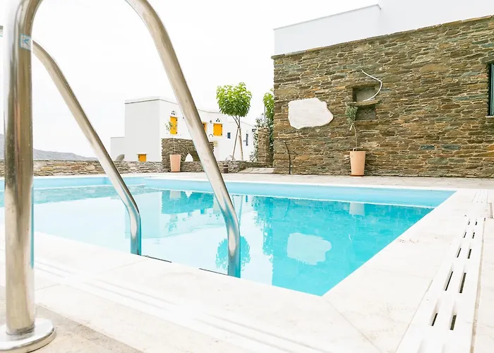 Villa Imarkellis Tinos Boutique *