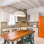 Imarkellis Tinos Boutique * Πάνορμος