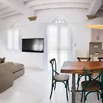 Imarkellis Tinos Boutique * Πάνορμος