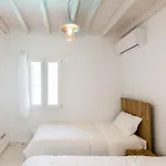 Imarkellis Tinos Boutique * Panormos (Tinos)