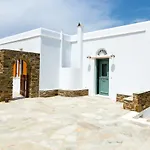 Imarkellis Tinos Boutique * Panormos (Tinos)