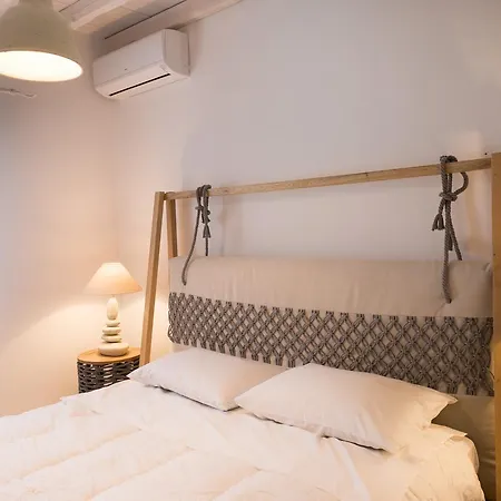 Imarkellis Tinos Boutique * Pánormos