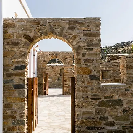 Imarkellis Tinos Boutique * Πάνορμος